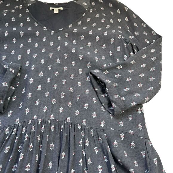 Garnett Hill Bohemian Flowy Floral Gray Casual Dress, 6 - Picture 6 of 14